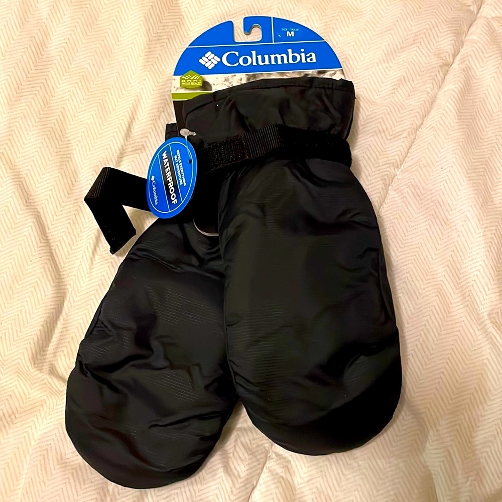 Columbia black youth mittens Waterpoof winter gloves NWT